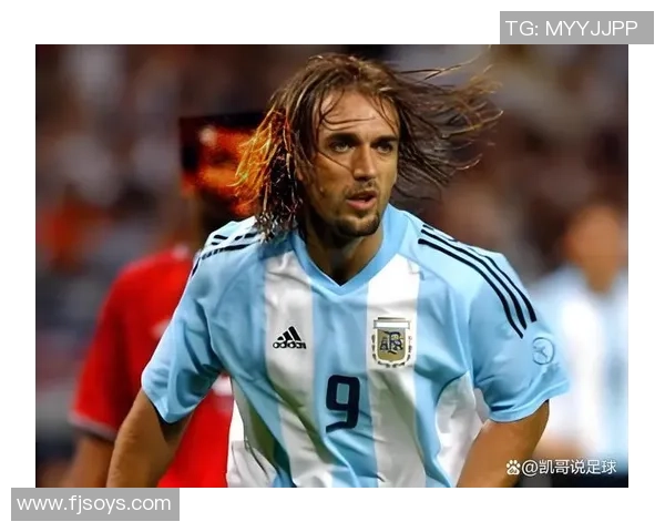 十一月出生的足球球星盘点：传奇人物与耀眼新星齐聚绿茵场